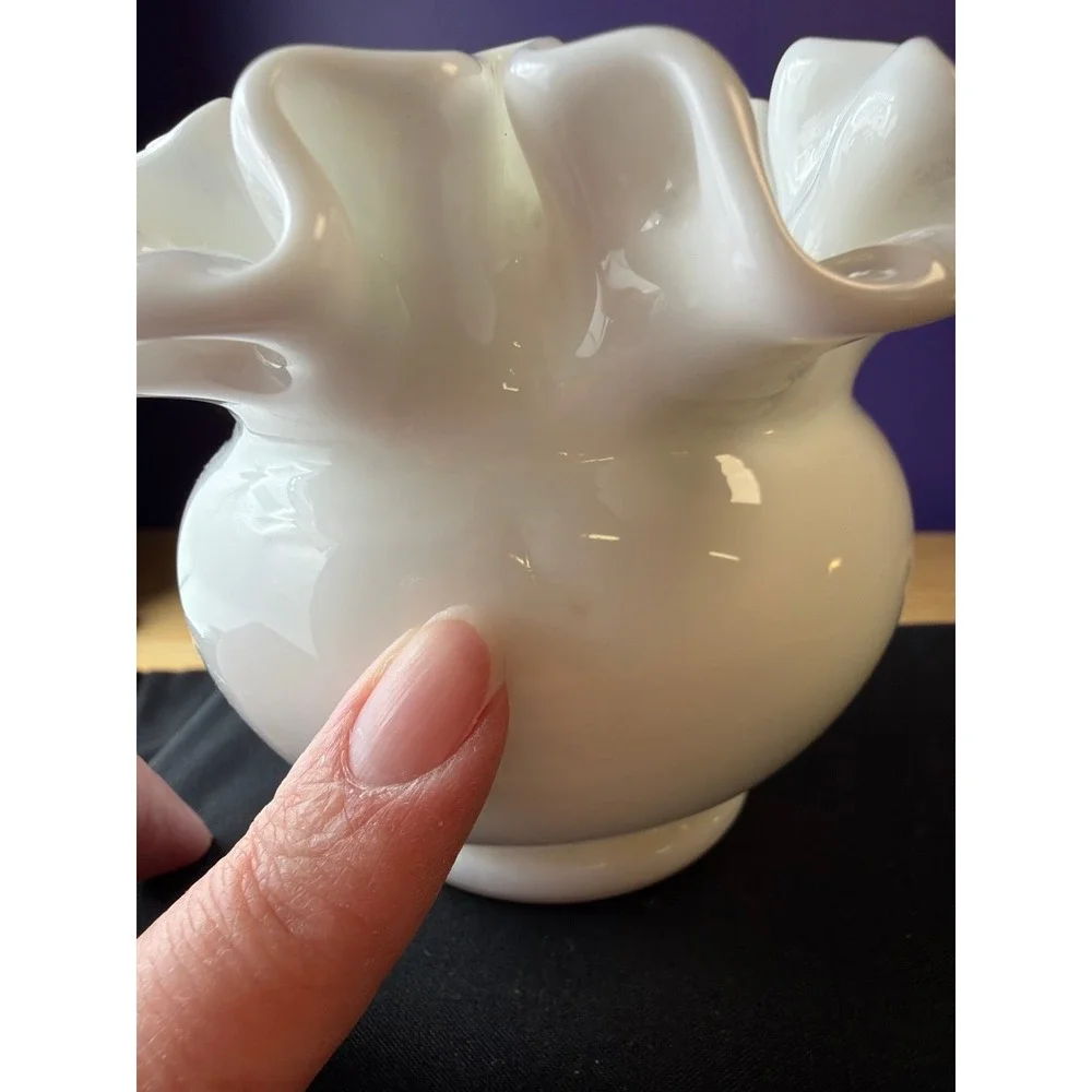 White Milk Glass Ruffled Rose Bowl Vase‎ Fenton Style Cottagecore